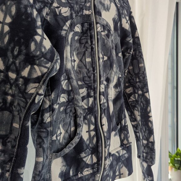 RARE Vintage Lululemon Scuba Indigo Tie Die Full-zip - Picture 4 of 9
